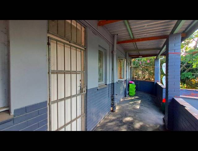 1 BEDROOM PROPERTY TO RENT IN SEA VIEW